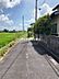 その他：幅員はおよそ2.4ｍです。閑静な住宅街の道路ですので朝はスムーズに敷地外に出れそうですね。セットバックが必要です。