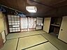 和室：1階北側6帖の和室です。中庭に面したお部屋です。客間としても家族みんなの寛ぎの部屋としても多目的に利用可能です。