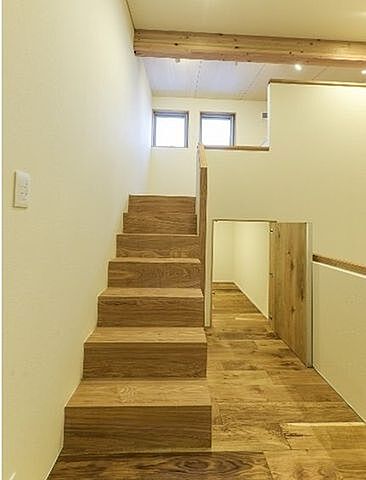 室内 出雲市大津町