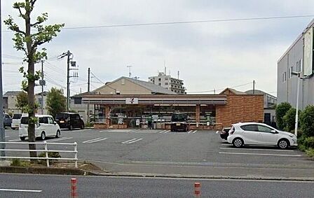 コンビニ セブンイレブン田村店 350m
