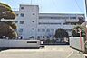 周辺：伊勢原市立伊勢原中学校 900m