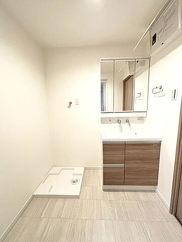 洗面 グランドパレス朝日ヶ丘 6階/-