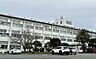 周辺：遠賀中学校 1535m