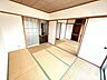 和室：エメラルドマンション赤坂　マンション♪桜丘小まで徒歩約7分で通学安心♪コンビニ徒歩約9分で買物便利♪