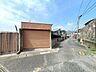 駐車場：シャッター付き車庫。取り壊すことで駐車場2台へ造成可能です。