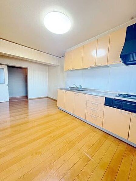 霧ヶ丘ハイマート マンション♪ペット相談♪角部屋♪コンビニまで徒歩約2分♪霧丘中学校まで徒歩約3分♪