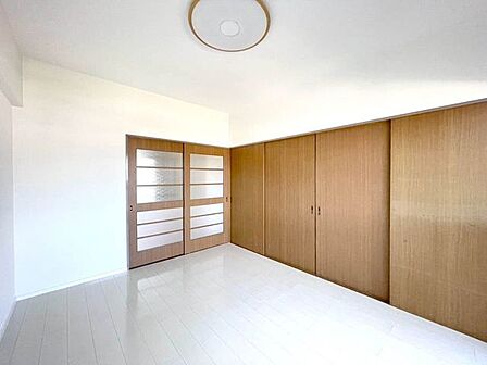 陽当たり・眺望良好♪小倉南区蜷田若園オリエンタル小倉南弐番館◎エレベーター◎防犯カメラ◎出窓
