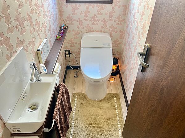 トイレを拡大表示