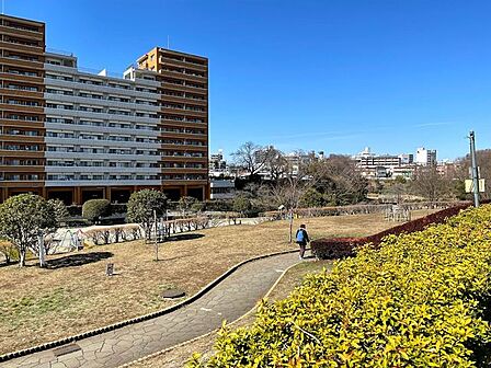 かにがさわ公園 徒歩23分。 1800m