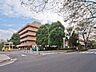 周辺：聖マリアンナ医科大学横浜市西部病院 徒歩11分。 820m