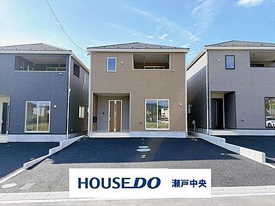 外観:【2階全室6帖以上】1階にファミリーCL完備!駐車並列2台!全居室収納付!コンビニ徒歩10分圏内! 外観:【2階全室6帖以上】1階にファミリーCL完備!駐車並列2台!全居室収納付!コンビニ徒歩10分圏内!