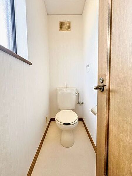 トイレを拡大表示