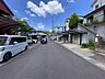 外観：前面道路含む現地写真