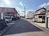 外観：前面道路含む現地写真