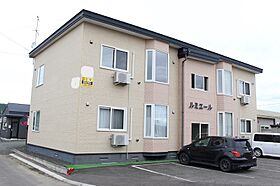 ルミエール 102 ｜ 北海道北見市中央三輪４丁目518番地43（賃貸アパート2LDK・1階・60.00㎡） その1