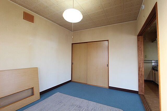 寝室