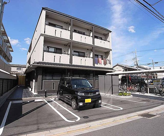 2 / 11