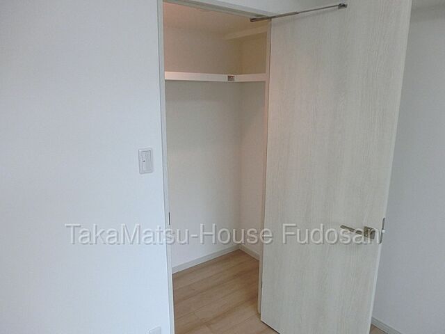 収納 プラーティノ多摩川鵜の木弐番館 3階/-