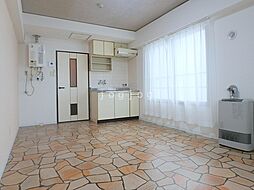 ジョインタービル 205 2階ワンルームのリビング/ダイニング