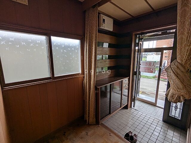 玄関