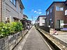 その他：アピタ松任店は徒歩8分