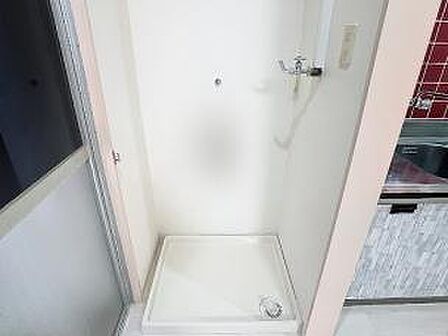 洗濯機置き場も確保。お洗濯もラクラク。