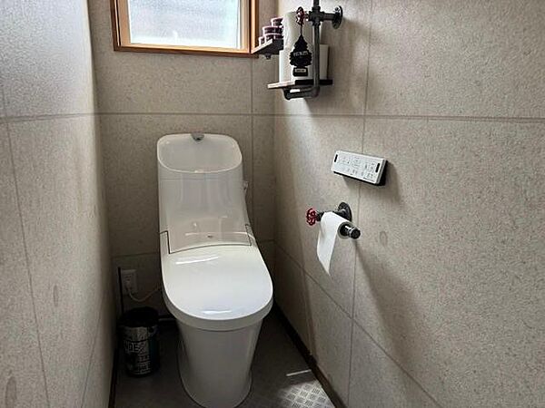 トイレを拡大表示