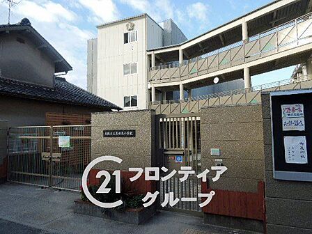 大阪市立茨田北小学校 徒歩11分。 820m