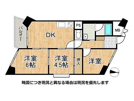 南向きの間取りは、四季を通じて快適な温度を保ち、居心地の良い空間を提供します。自然光がたっぷり入り、心地よい空間です。