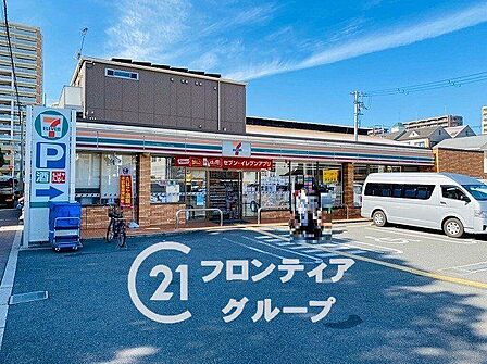 セブンイレブン大阪今福西6丁目店 徒歩4分。 280m