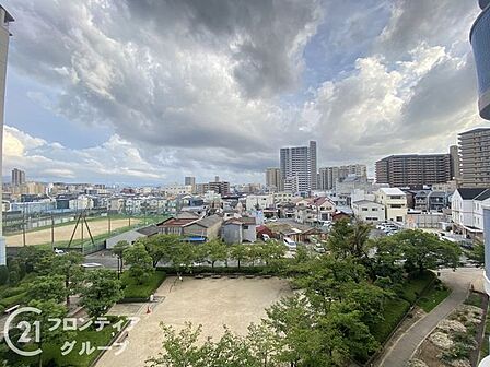 マイホームは一生に一度の大きな買い物だからこそ、納得いくまで情報を集めてほしいと思います。疑問はどんどんスタッフにぶつけてください