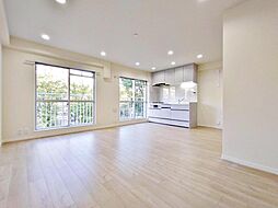 志木ニュータウン南の森 2LDKのリビング/ダイニング