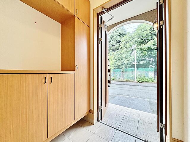 玄関 小平市花小金井4丁目