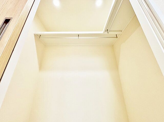 収納 日商岩井方南町マンション 9階/-