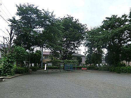 芝久保第一公園まで約730m