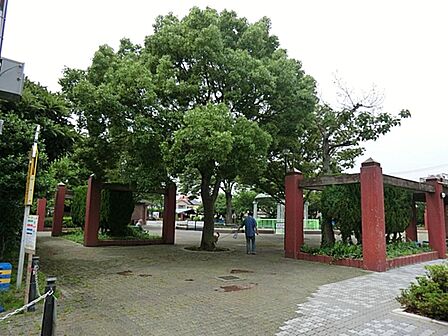 千住公園まで約437m