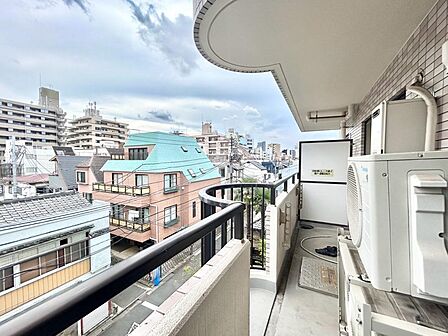 【Balcony】バルコニー