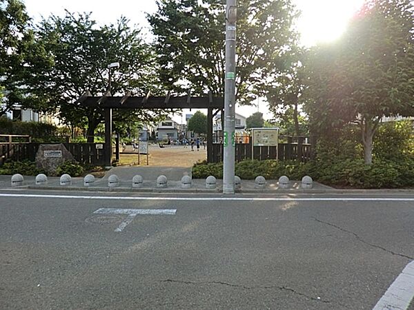 周辺を拡大表示