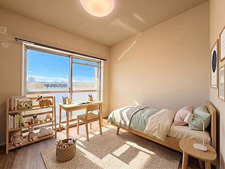 「配置してある家具や小物はCGによるイメージです。」【Bedroom】居室
