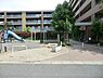 周辺：早実グラウンド記念公園まで約303m