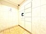 エントランス：【Entrance hall】エントランスホール