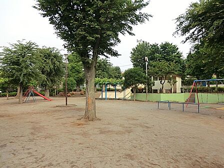 高野台中央公園まで約319m