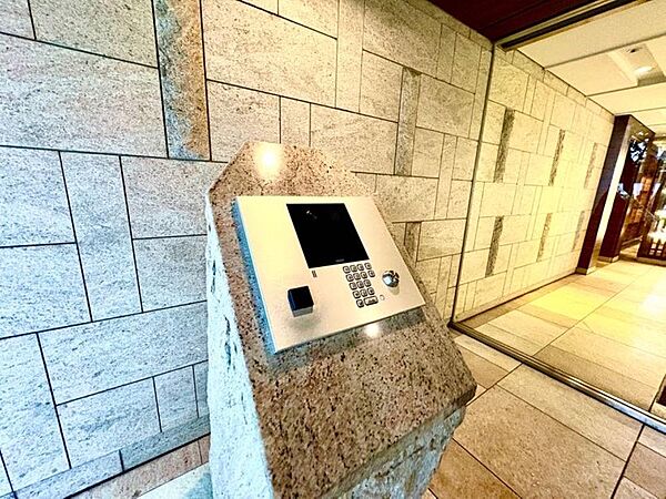 エントランスを拡大表示