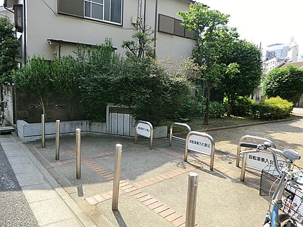 周辺を拡大表示