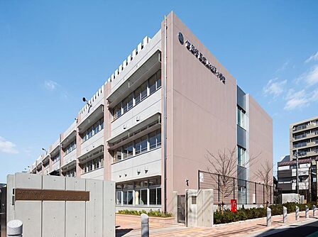 世田谷区立上北沢小学校まで約800m