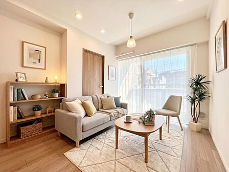 【配置してある家具や小物はCGによるイメージです。】【Livingroom】リビングルーム