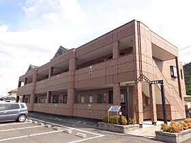 グリーンロック  ｜ 岡山県井原市下出部町１丁目（賃貸アパート2LDK・2階・51.30㎡） その1