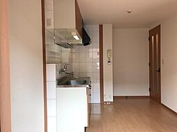 グリーンヒルズ曙 1階2DKの室内