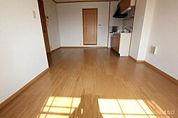 JR山陽本線 東福山駅 4.5kmの賃貸アパート 2階2LDKのリビング/ダイニング