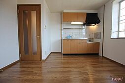 JR福塩線 高木駅 徒歩10分の賃貸アパート 2階3DKのリビング/ダイニング